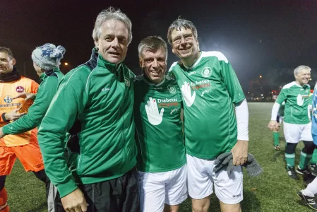 Fußballspiel Traditionsmannschaft Nürnberg gegen FC Diabetologie Fußballspiel Traditionsmannschaft Nürnberg gegen FC Diabetologie