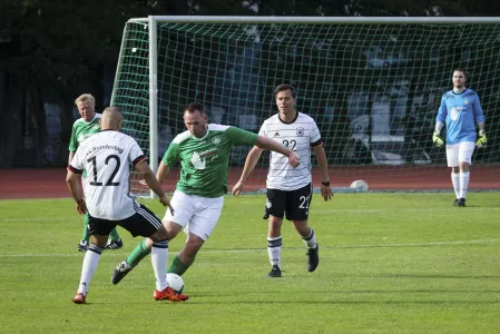 Fußballspiel FC Bundestag vs. FC Diabetologie 2023 Fußballspiel FC Bundestag vs. FC Diabetologie 2023