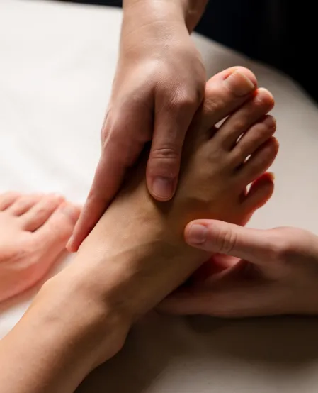 H&auml;nde und F&uuml;&szlig;e