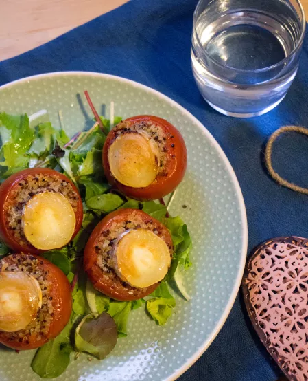 Gefüllte Tomaten mit Ziegenkäse Gefüllte Tomaten mit Ziegenkäse
