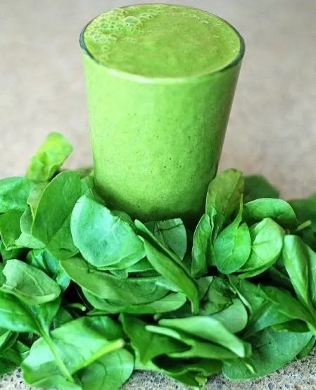 Spinat-Bananen-Smoothie Spinat-Bananen-Smoothie