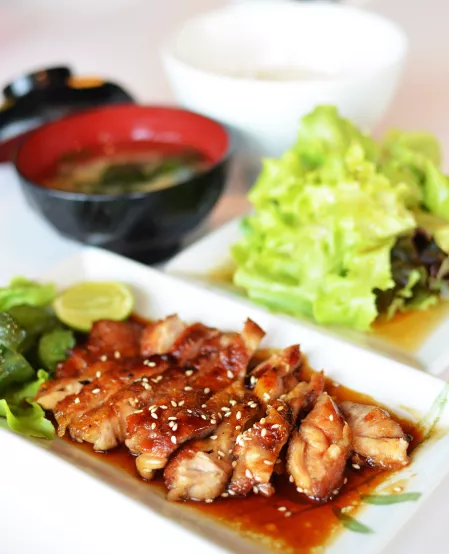 Teriyaki-Hähnchen Teriyaki-Hähnchen