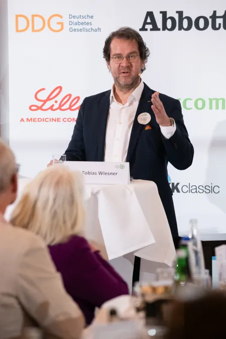 Menschen mit Diabetes beteiligen und st&auml;rken 2026: Impulsvortrag von Dr. Tobias Wiesner (Vizepr&auml;sident DDG)