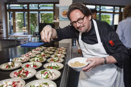 Parlamentarisches Kochen Mai 2023: Kolja Kleeberg Parlamentarisches Kochen Mai 2023: Kolja Kleeberg