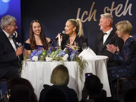Anna Fernst&auml;dt, Hubert Fella und Janine Kunze im Gespr&auml;ch mit Dr. Jens Kr&ouml;ger und Nicole Mattig-Fabian