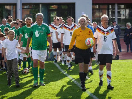 FC Diabetologie 2026 Einmarsch der Mannschaften
