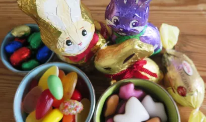 Süßigkeiten mit Osterhase aus Schokolade