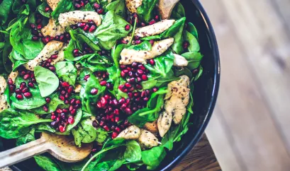 Spinatsalat mit Hähnchen