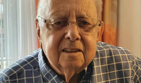 Hans-Jürgen Olejniczak (79)